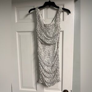 Express white & black dress size 2
